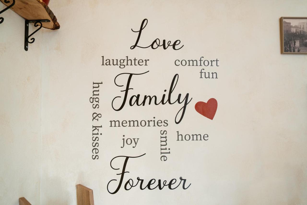 פרנקווילה פונטנה My Family Home מראה חיצוני תמונה